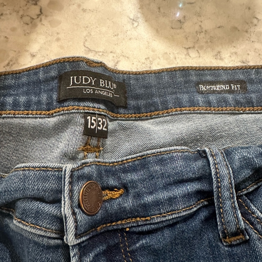 Judy blue boyfriend 15/32
